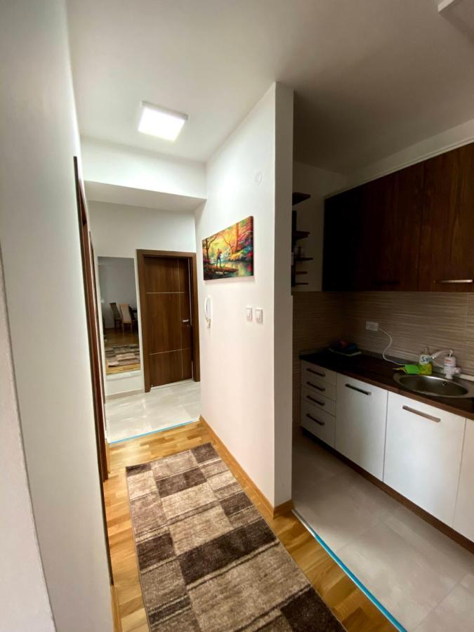 Skopje Brand New Apartment מראה חיצוני תמונה